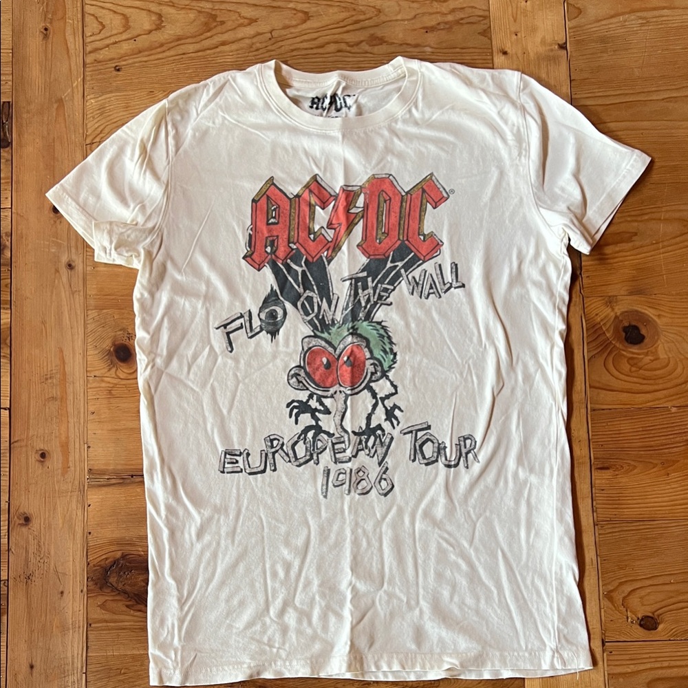 Lucky Brand White AC/DC Fly On The Wall 1986 Graphic Tee